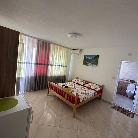 Apartments Edona ウルツィニ エクステリア 写真