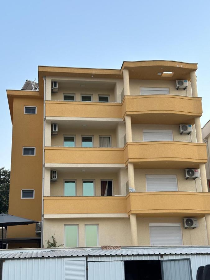 Apartments Edona ウルツィニ エクステリア 写真